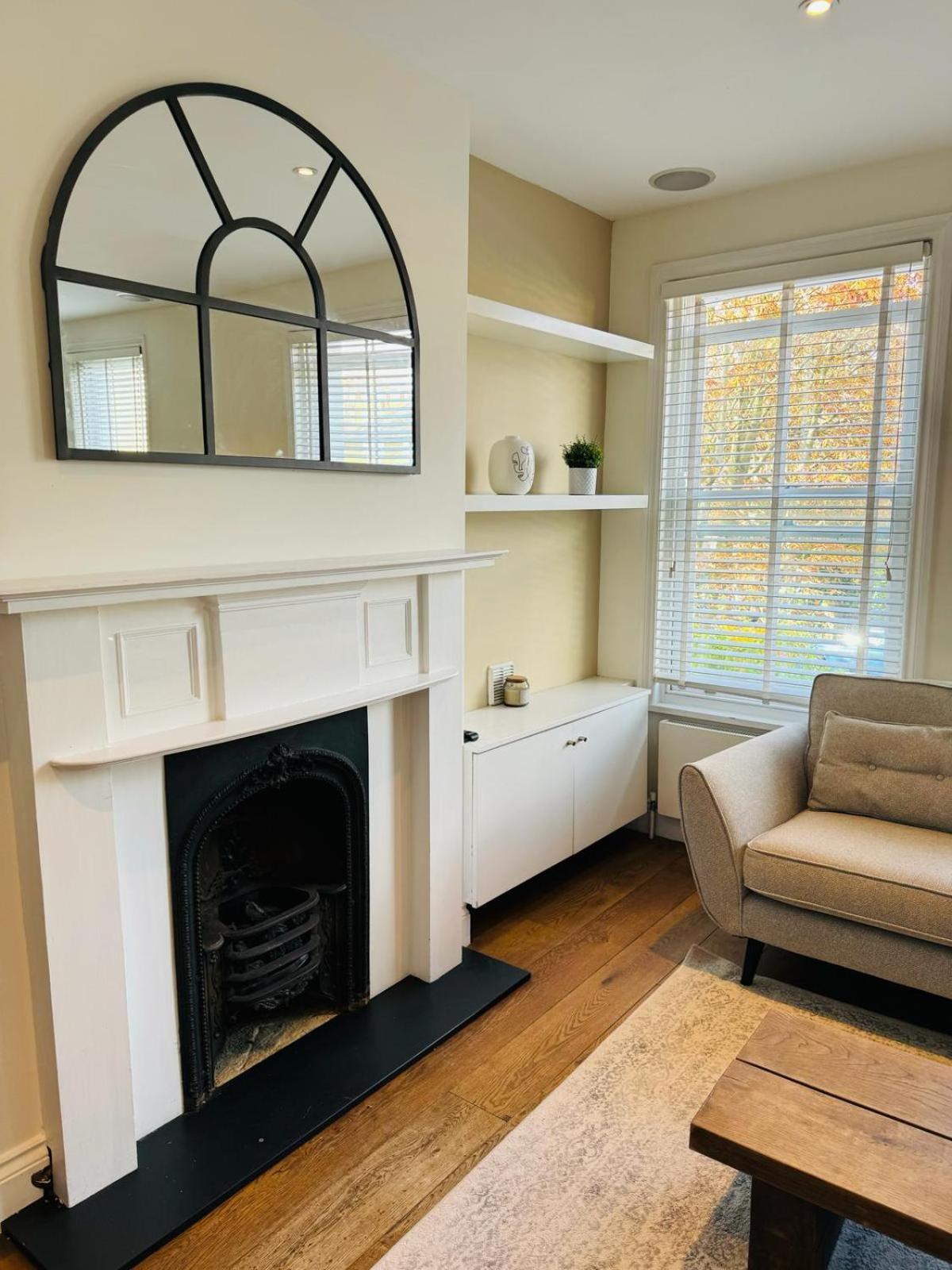 Stunning Flat In Chiswick Londres Exterior foto