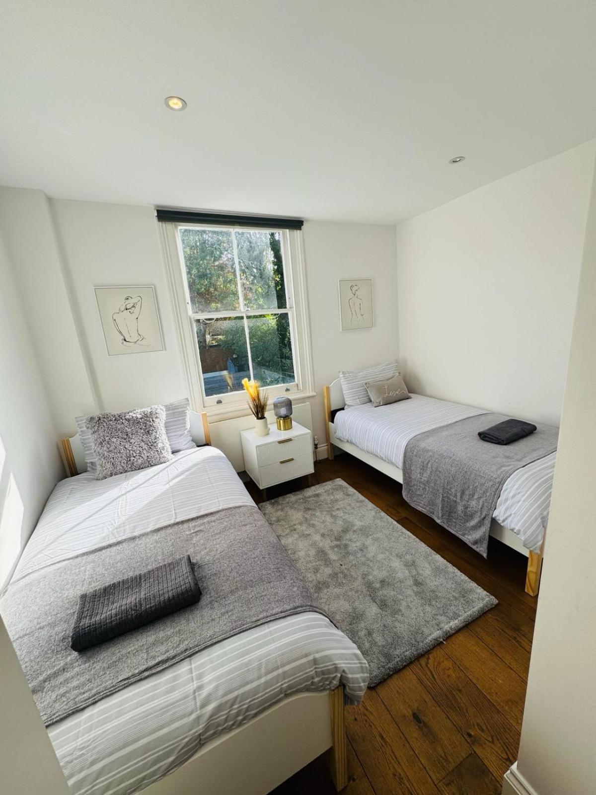 Stunning Flat In Chiswick Londres Exterior foto